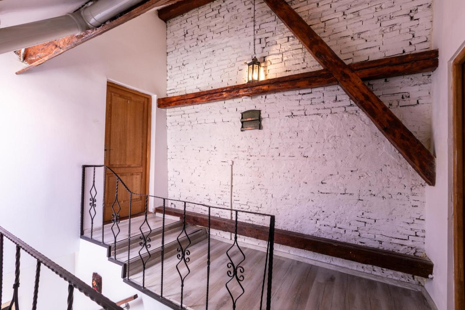 4 Rooms Piata Sfatului Braşov Exterior foto