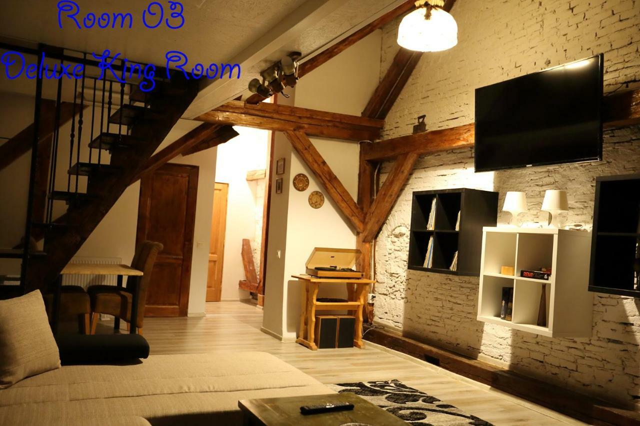 4 Rooms Piata Sfatului Braşov Exterior foto